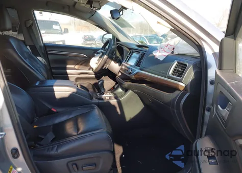 2014 Toyota Highlander Limited V6 z USA, uszkodzony, nr VIN 5TDDKRFH1ES030822